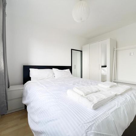 Colliers Wood 1 Bed South London Short Stay Mitcham Buitenkant foto