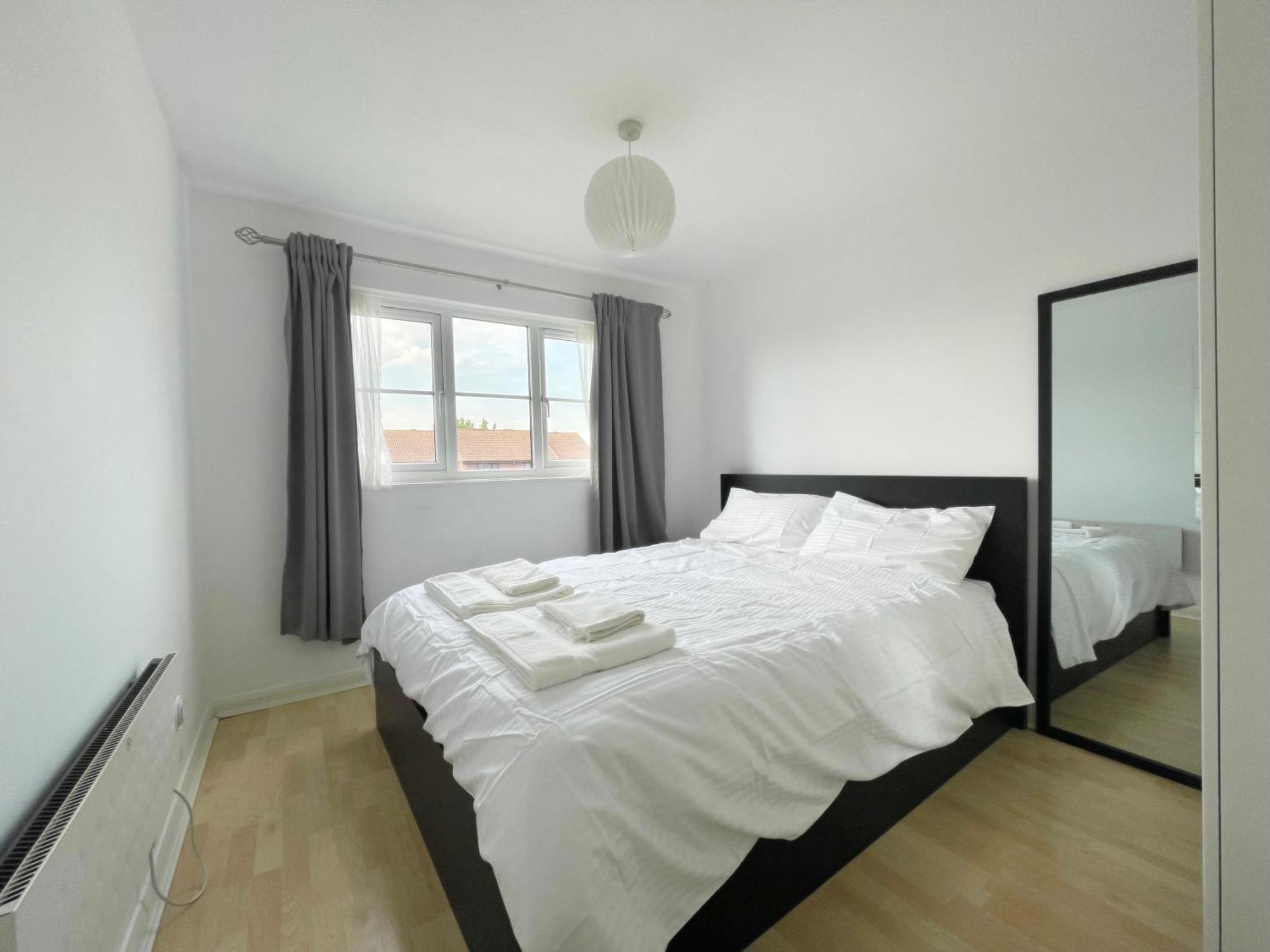 Colliers Wood 1 Bed South London Short Stay Mitcham Buitenkant foto